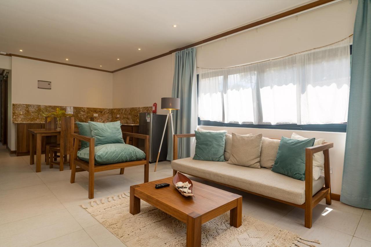 Lodoicea Apartments Bel Ombre Ngoại thất bức ảnh