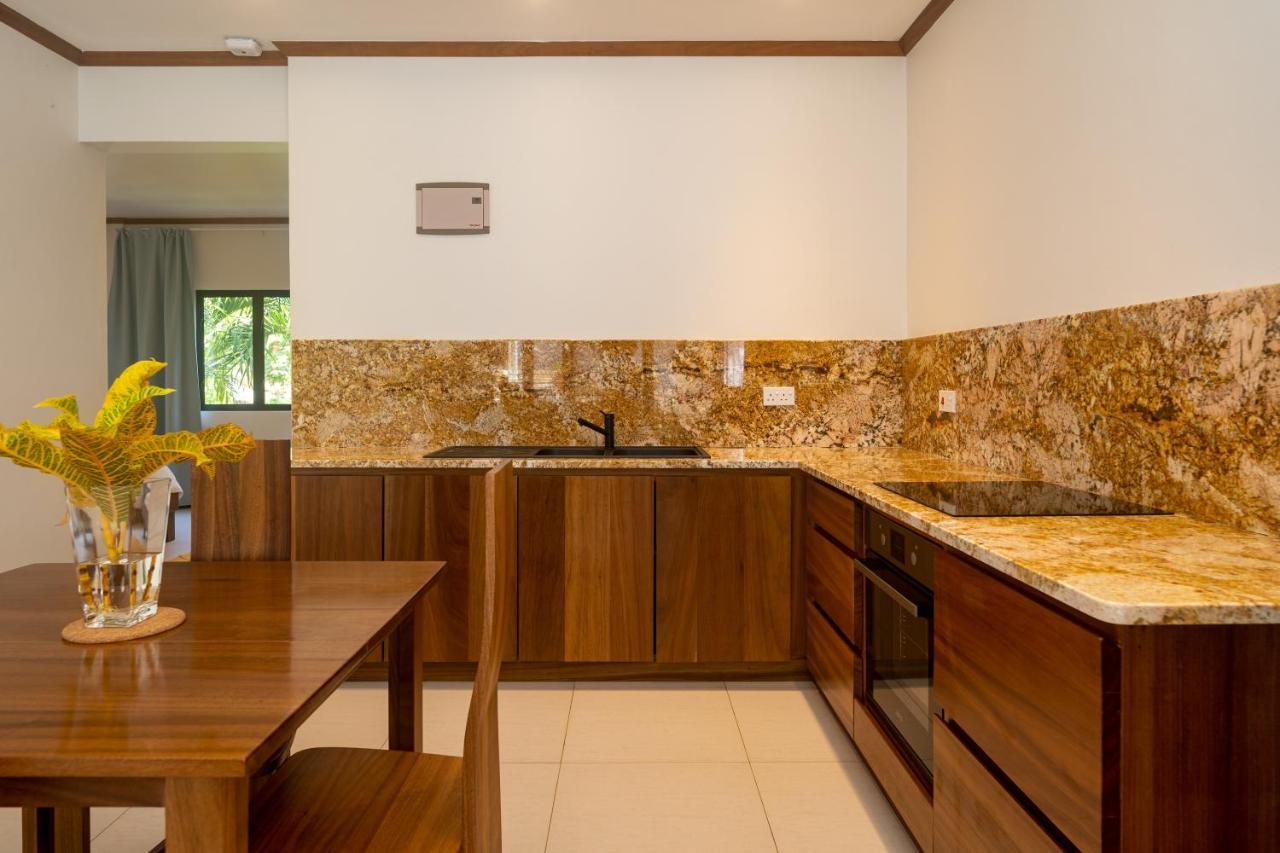 Lodoicea Apartments Bel Ombre Ngoại thất bức ảnh