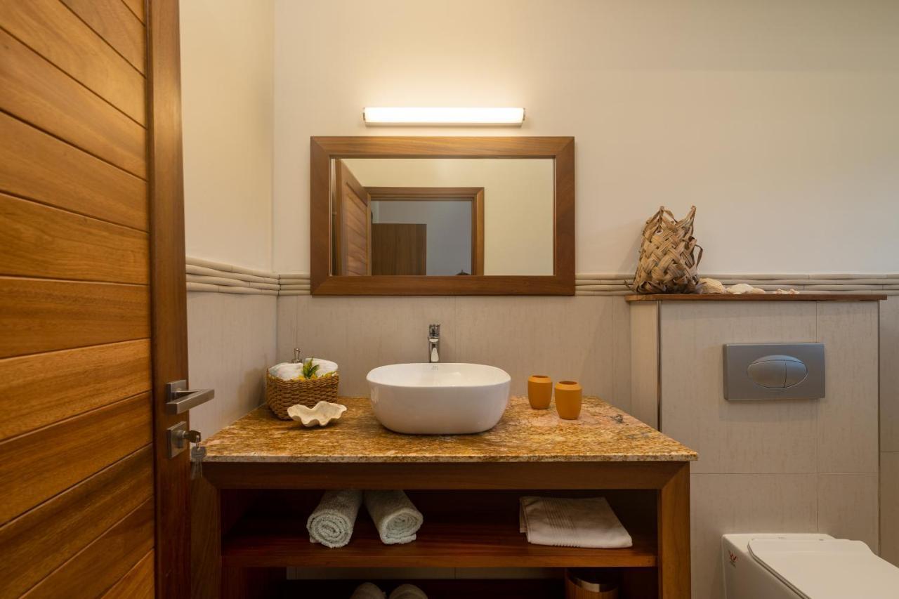 Lodoicea Apartments Bel Ombre Ngoại thất bức ảnh