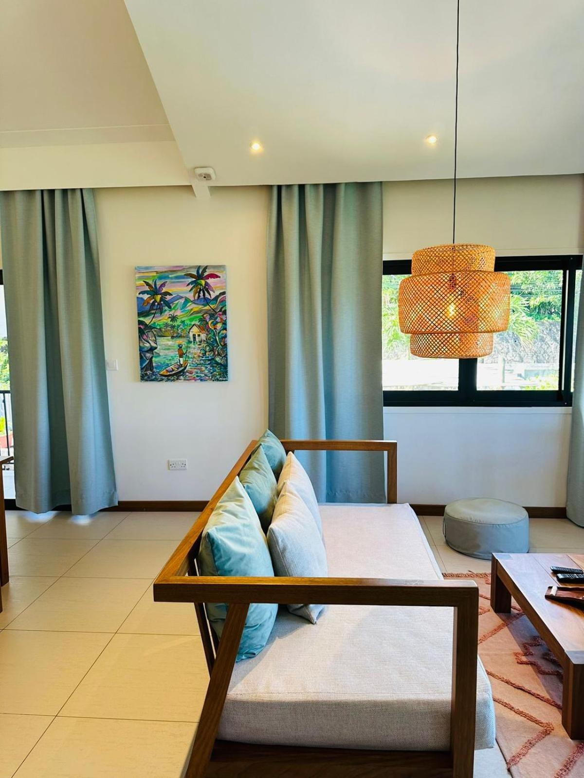 Lodoicea Apartments Bel Ombre Ngoại thất bức ảnh
