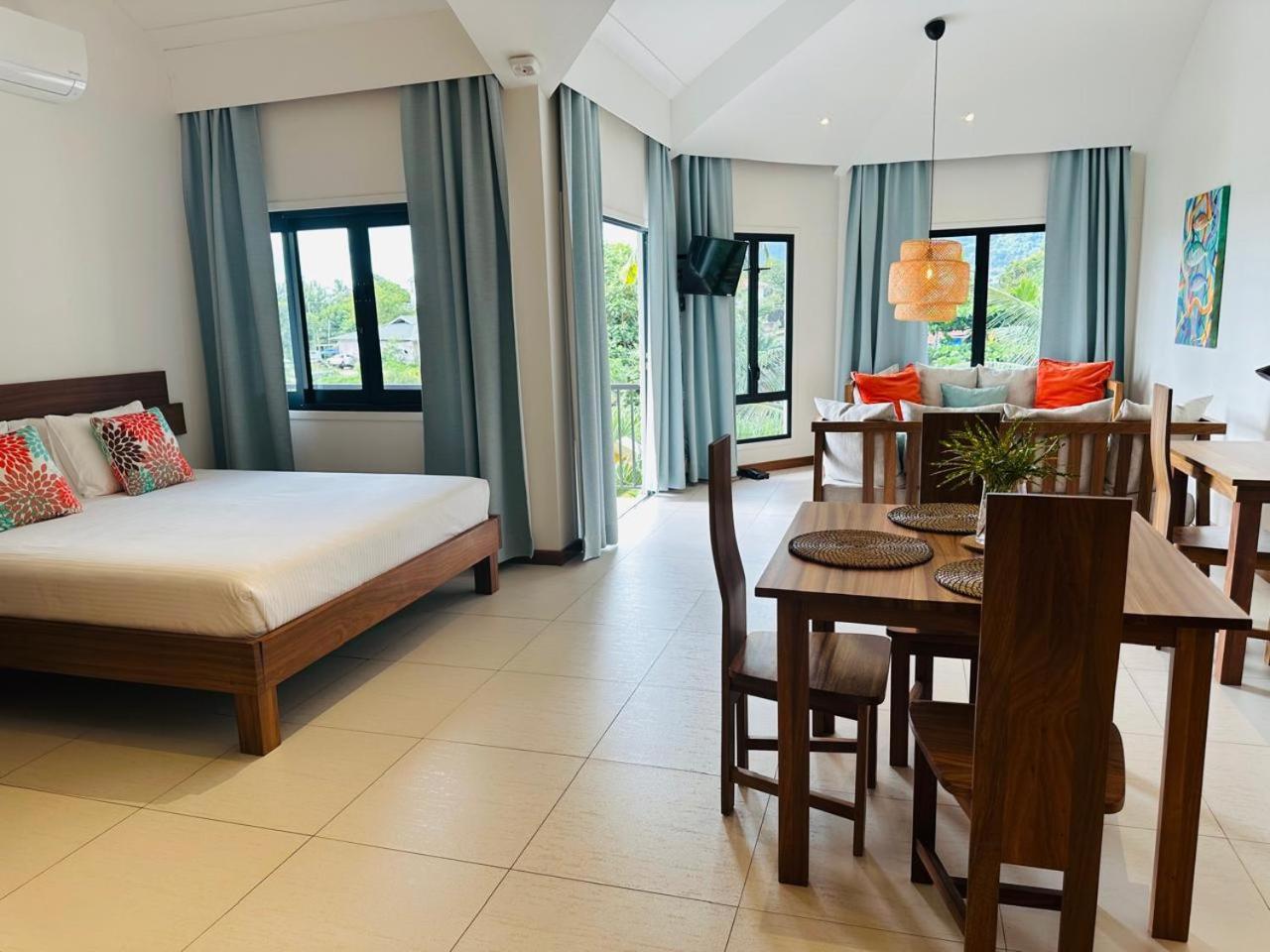 Lodoicea Apartments Bel Ombre Ngoại thất bức ảnh
